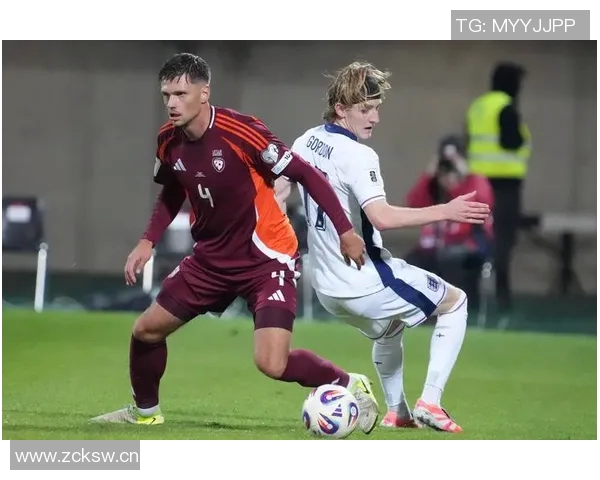 英格兰与俄罗斯足球历史交锋回顾与发展演变分析