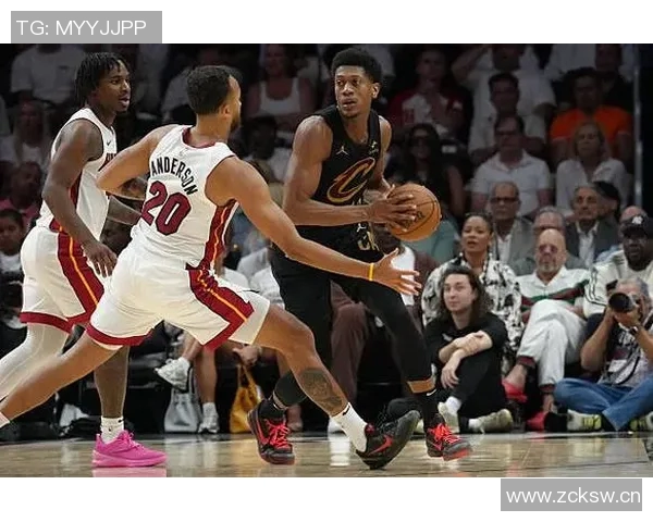 骑士与老鹰季后赛第四场精彩对决谁将晋级下一轮争夺荣耀